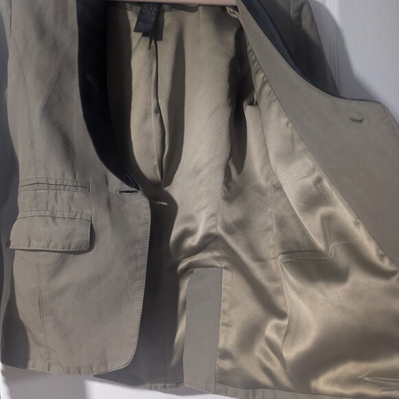 Smythe | Two-Tone Blazer In Olive - Picture 11 of 11